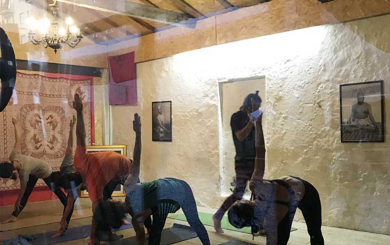 Classi di yoga a Eastriver, sul Naviglio Martesana a Milano